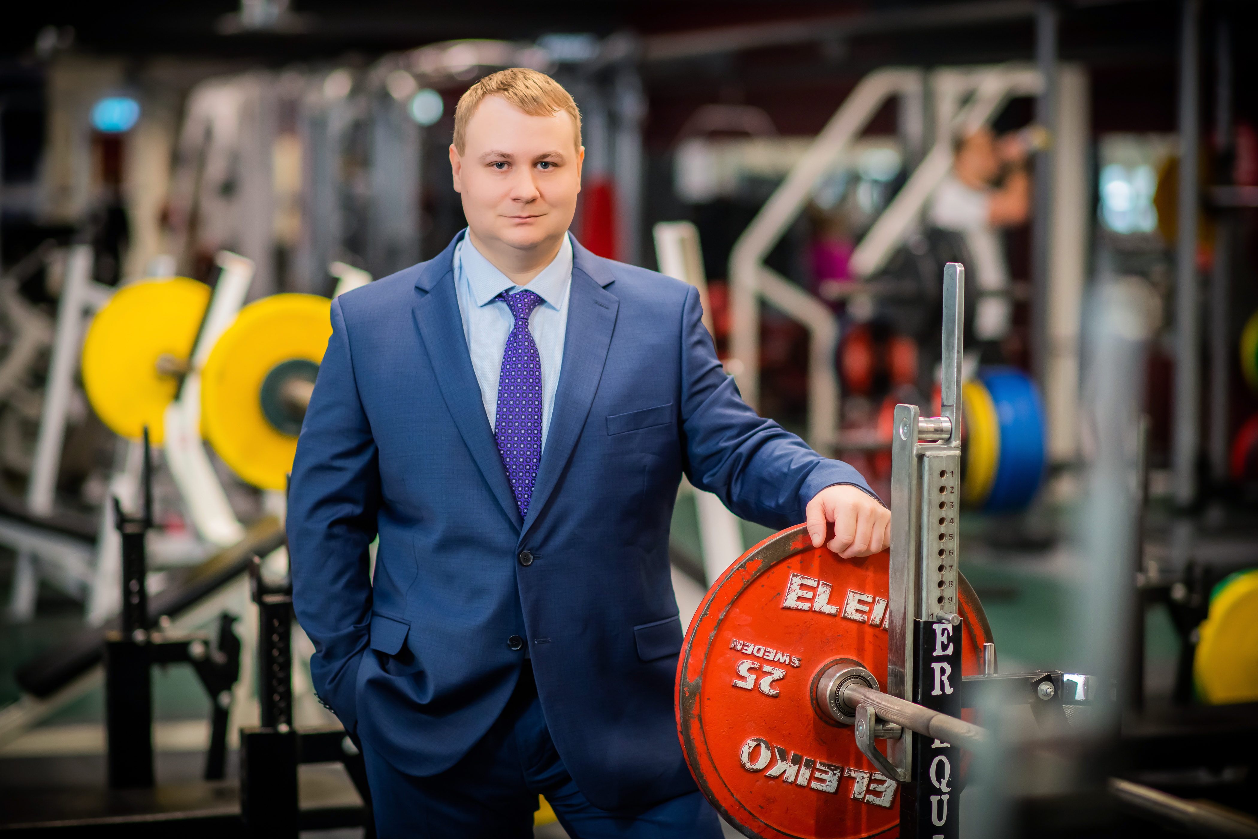 Eesti Jõutõsteliidu president Alexander Andrusenko jõusaalis, foto Karen Harms